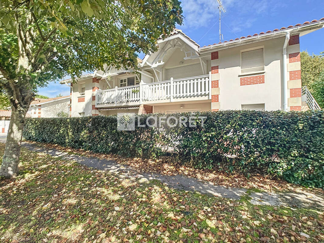 Appartement à LA TESTE-DE-BUCH