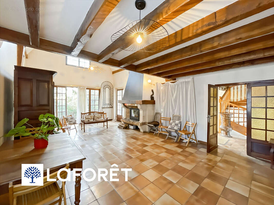 Maison à VILLIERS-SUR-ORGE