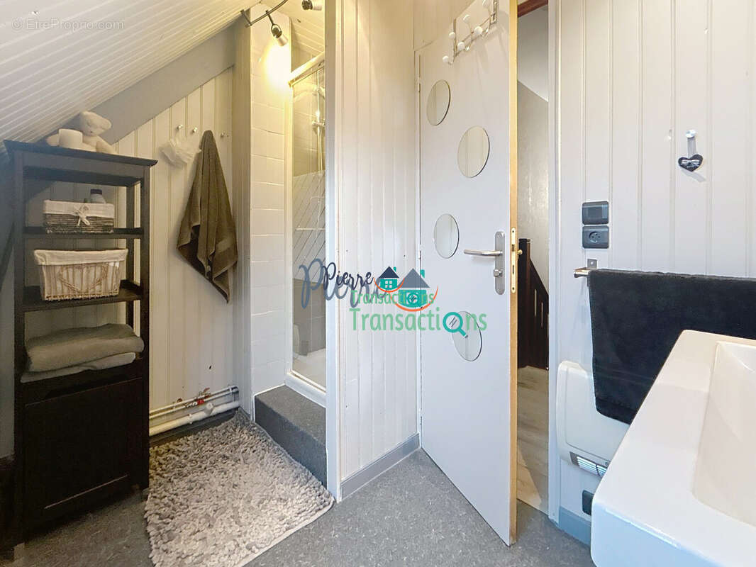 Maison à LILLEBONNE