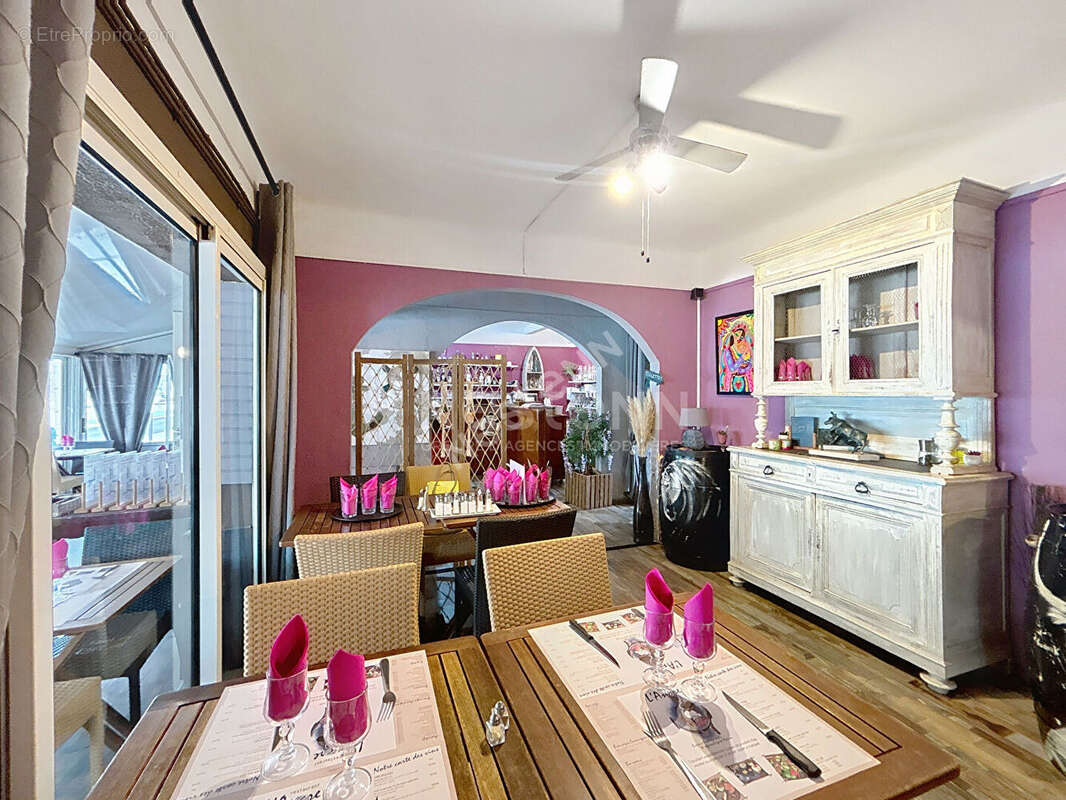 Commerce à LE GRAU-DU-ROI