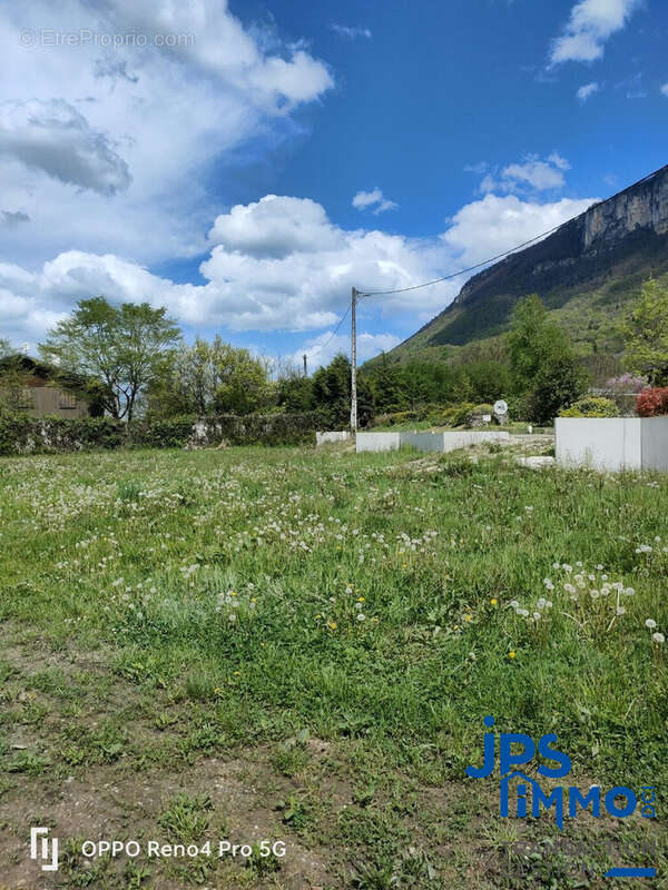 Terrain 465 m² à La Riviere  - photo 2