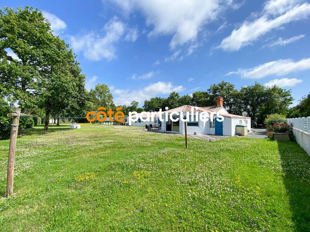 Maison à SALLERTAINE