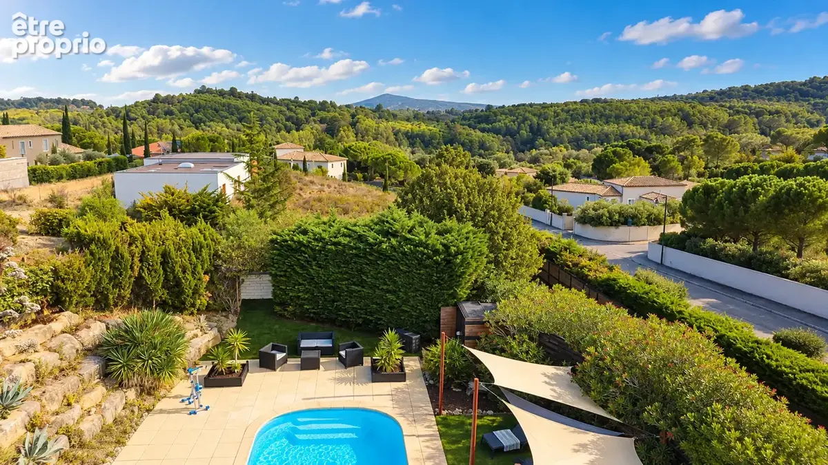 Maison avec piscine, vue exceptionnelle et terrain constructible - photo 4