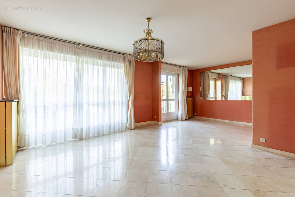 Appartement à CHAMBOURCY