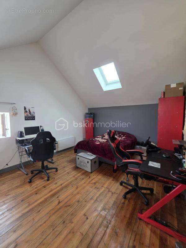 Maison de bourg de 190m2 avec terrain et Garage - photo 18