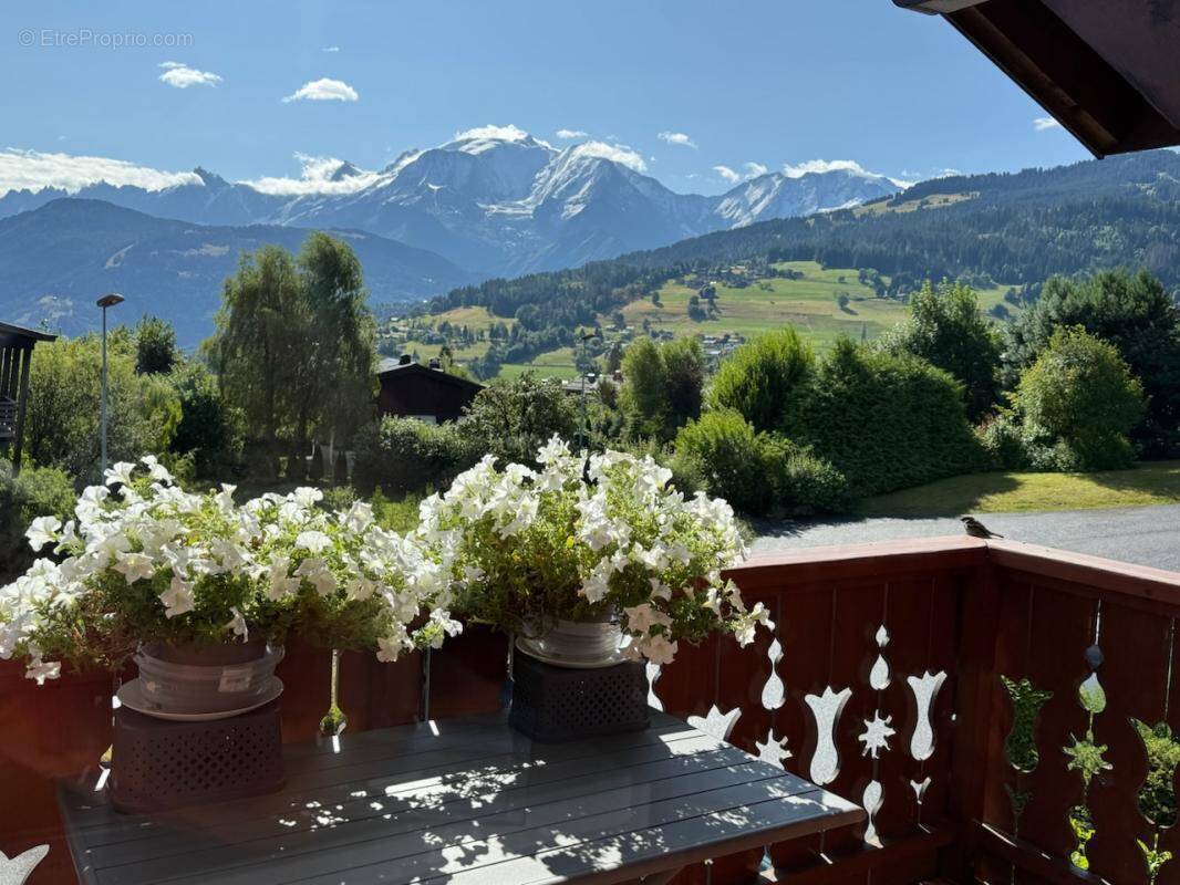 Appartement à COMBLOUX
