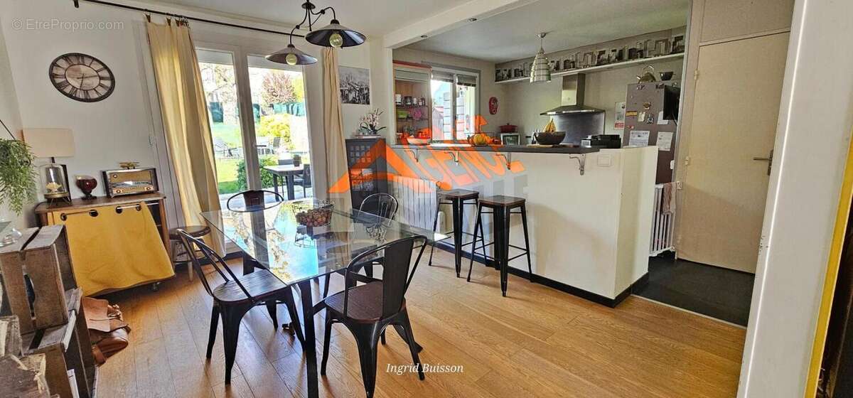 Maison à SAINT-MARTIN-DU-TERTRE