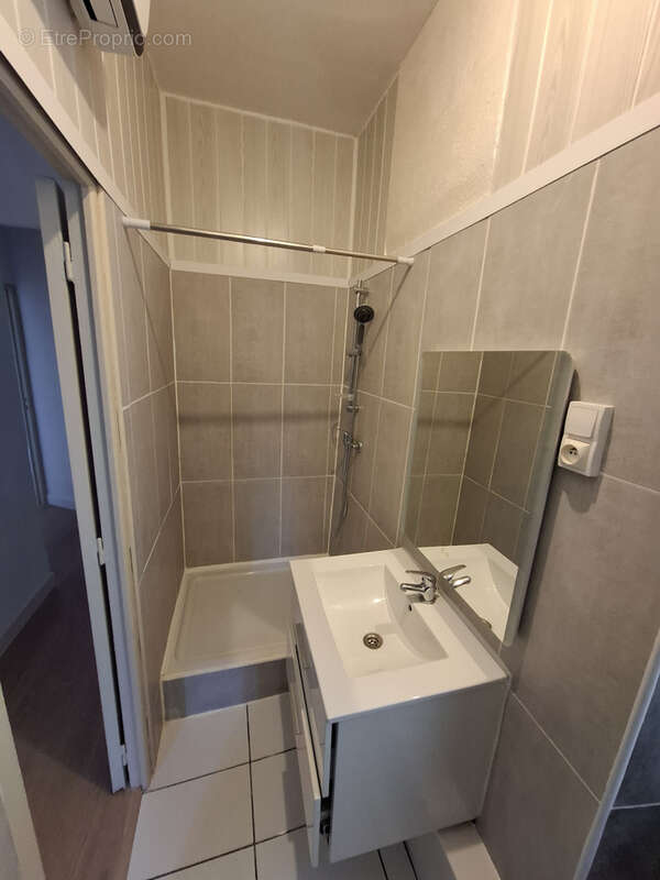 Appartement à ROQUEVAIRE
