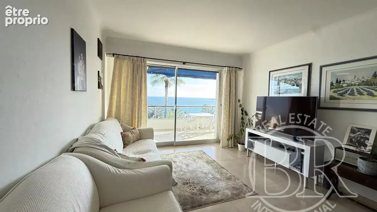 VALLAURIS A Vendre  appartement  avec la terrasse de 80m2  T3 Vallauris vue panoramique mer - photo 26