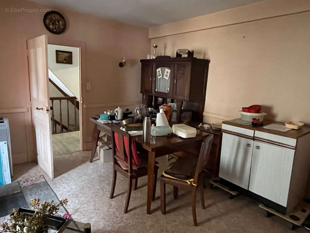 Maison à COUSSAC-BONNEVAL