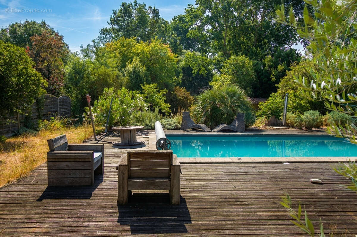 Propriété de caractère avec maison d'amis, piscine et dépendances   Un véritable art de vivre - photo 9