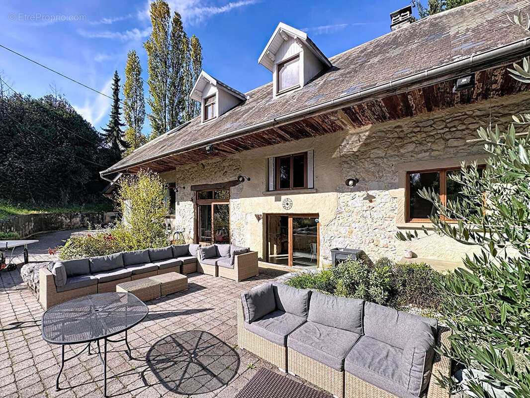 Maison à HERY-SUR-ALBY