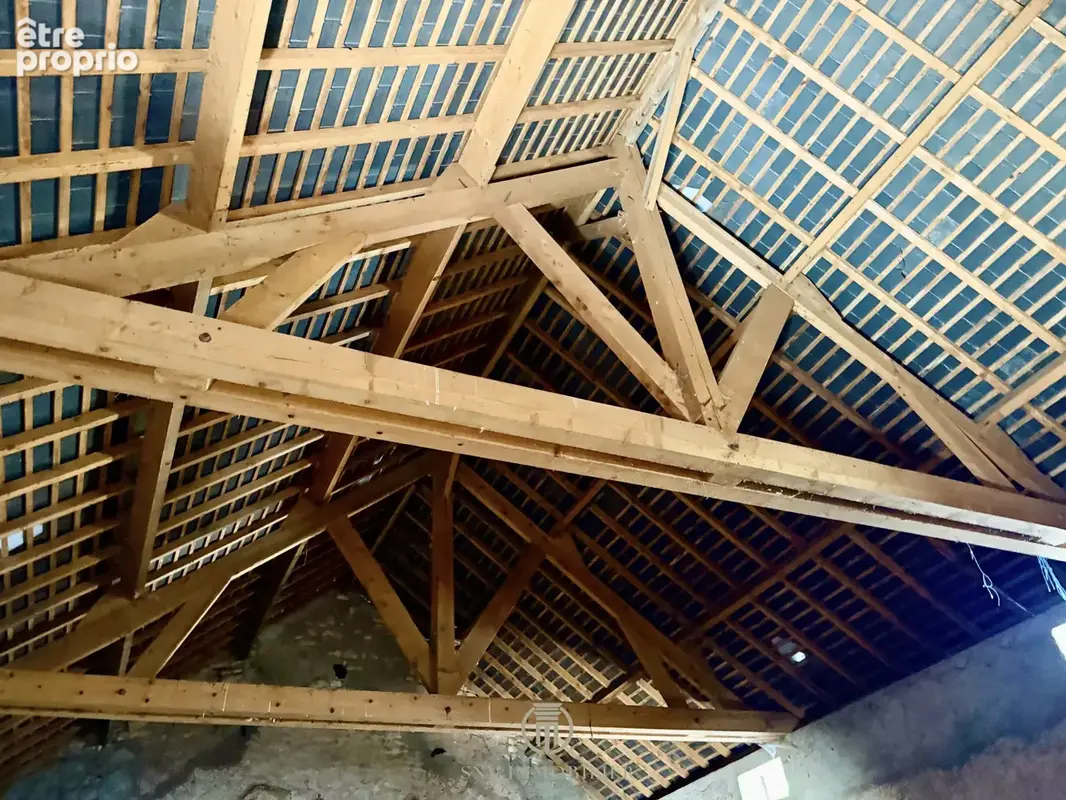 Propriété rare avec maison de maître, corps de fermé loué, tourelle et de nombreuses dépendances - photo 35