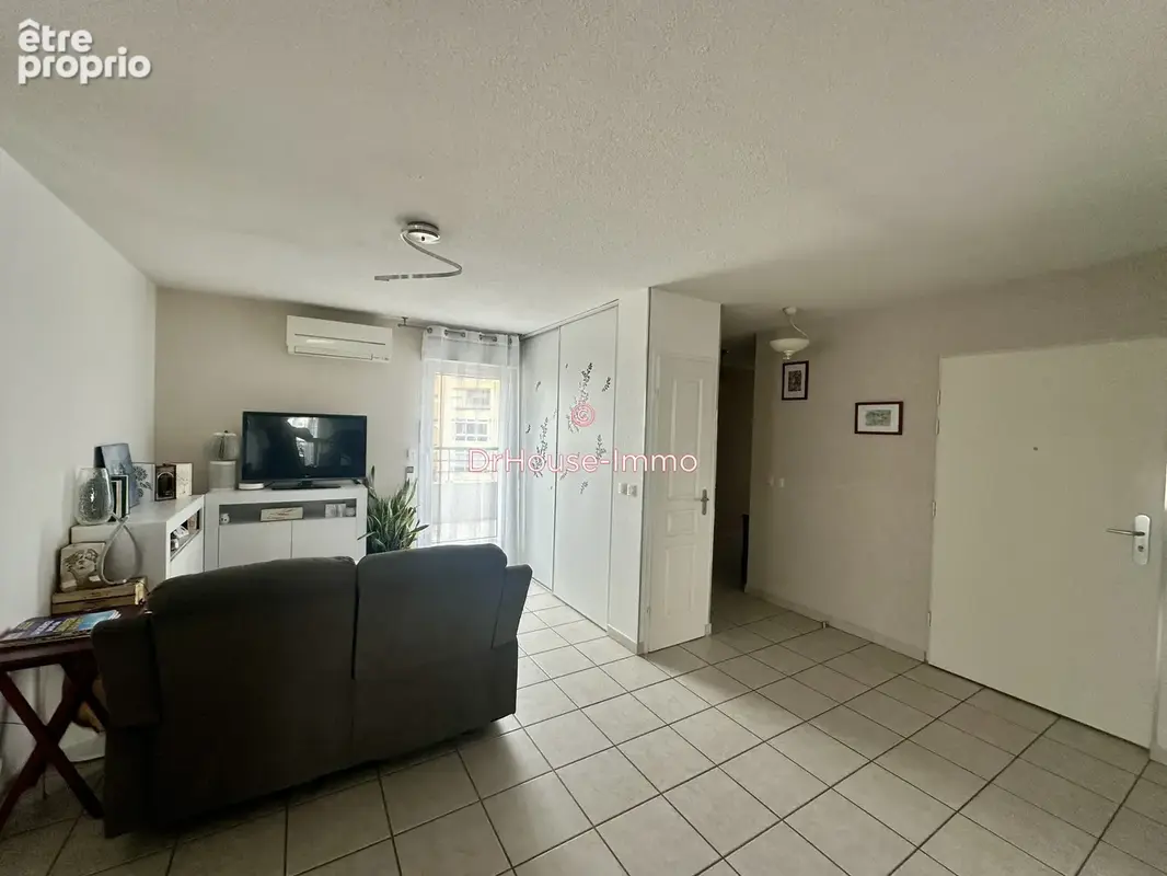 Appartement 142 m² à Valence  - photo 7
