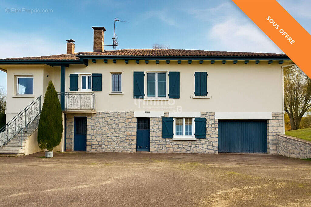 Maison à RION-DES-LANDES