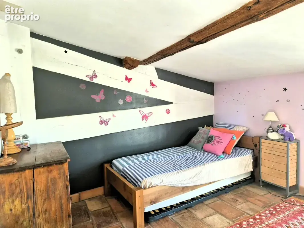 Superbe maison de caractere avec piscine et grand garage - photo 21