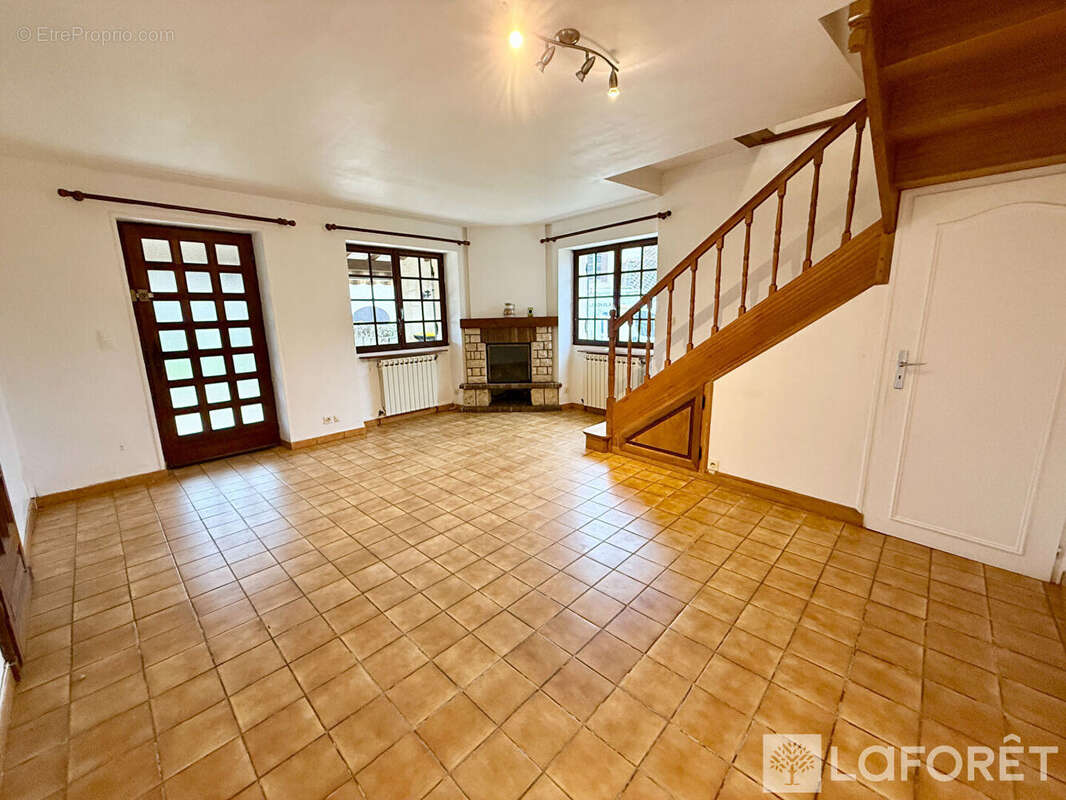 Maison à LOUPIAC