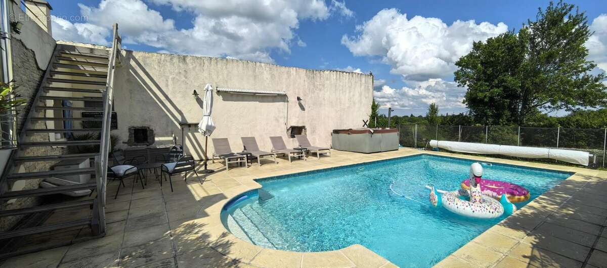 Photo 5 - Maison à NANTILLE