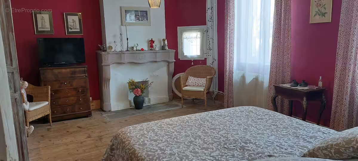 Bourg les Valence - Maison 6 chambres - photo 6
