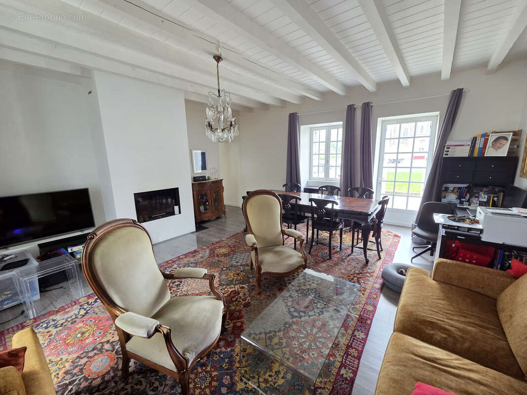 Maison à LE GIROUARD