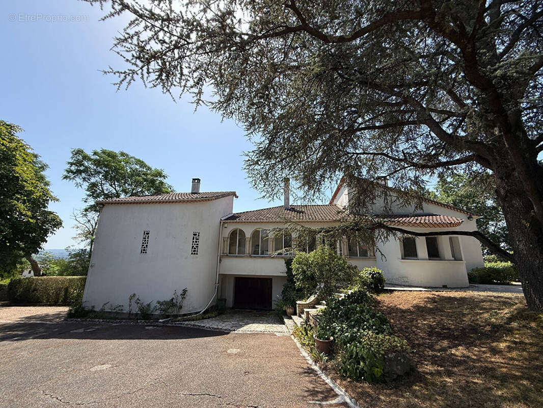 Maison à CONDEZAYGUES