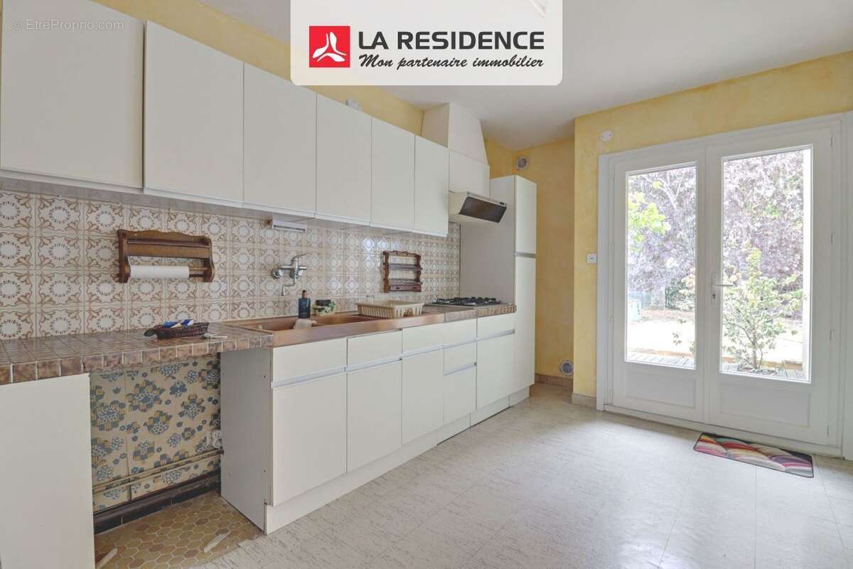 Maison 97 m² à Saint-Gervais-La-Foret  - photo 4