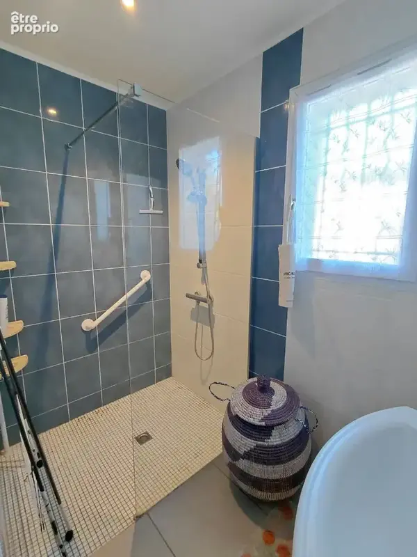 Maison centre ville de challans ! 85 m² hab +  17 m² studio ! - photo 6