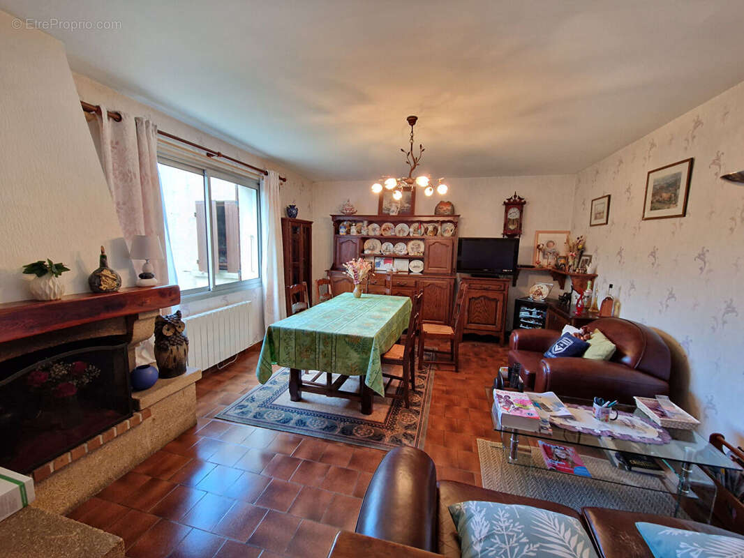 Maison à SAINT-VIVIEN