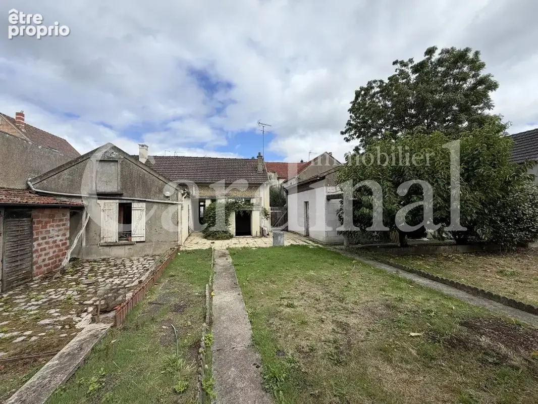 Une propriété à réinventer au cœur du village - photo 3