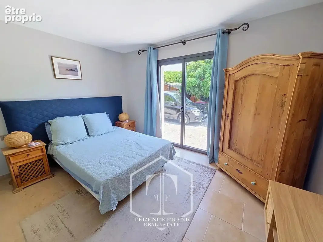 Villa de caractère – Plus de 240 m² – 5 chambres – Piscine – Jardin - photo 28