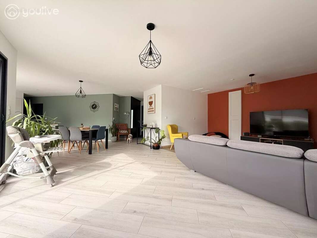 Maison à THIERGEVILLE