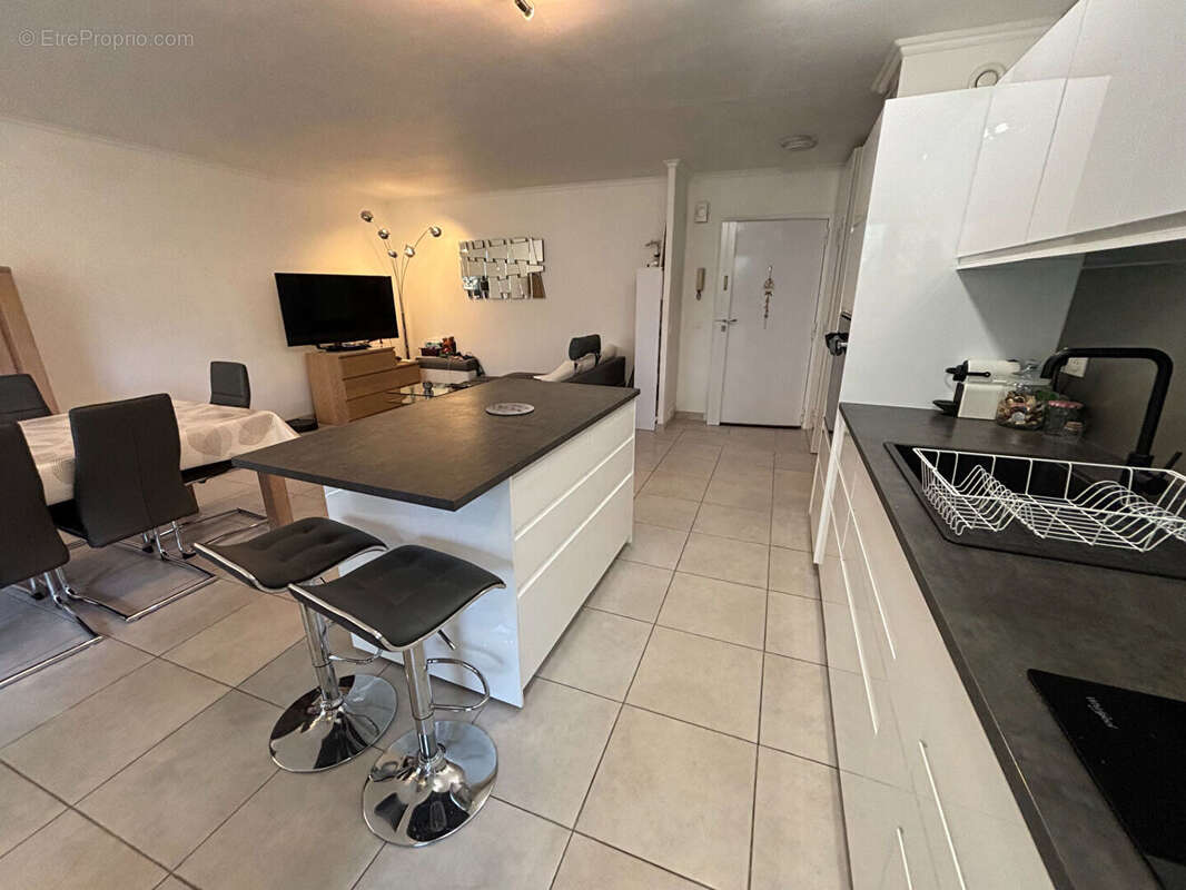Appartement à MARSEILLE-12E