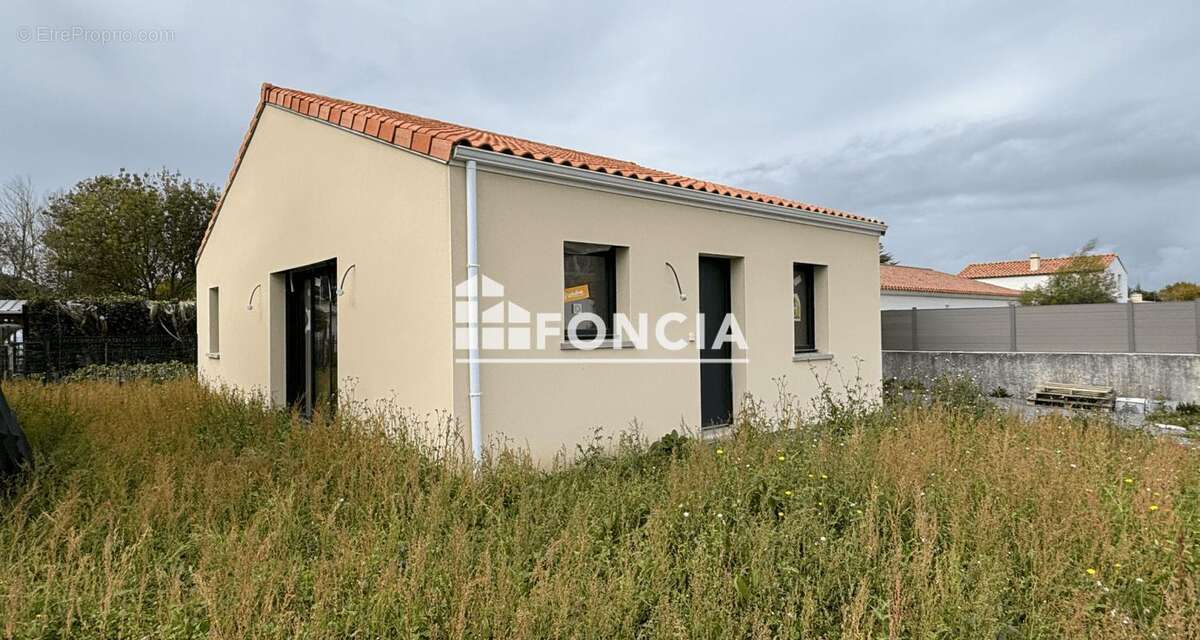 Maison à BEAUVOIR-SUR-MER