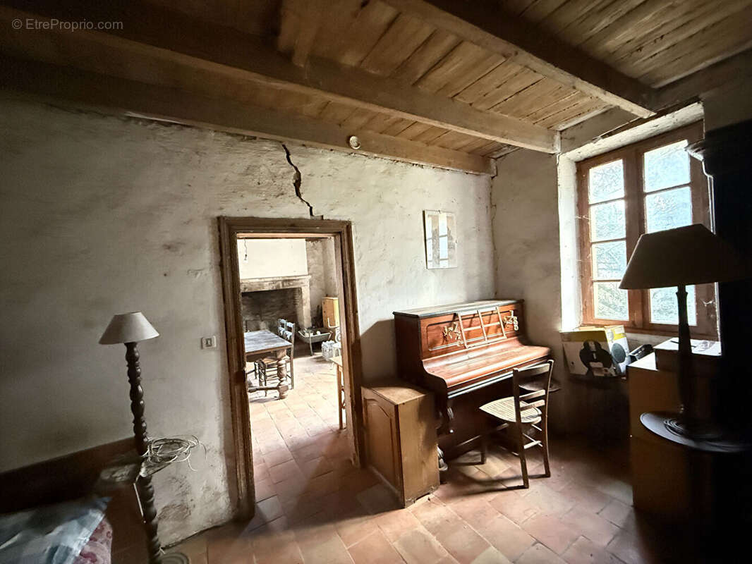 Maison en pierre à rénover - photo 15