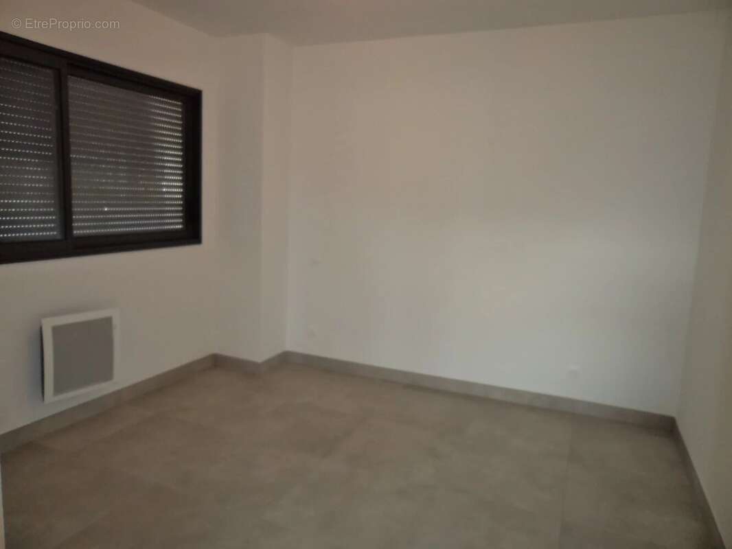 Appartement à JUVIGNAC