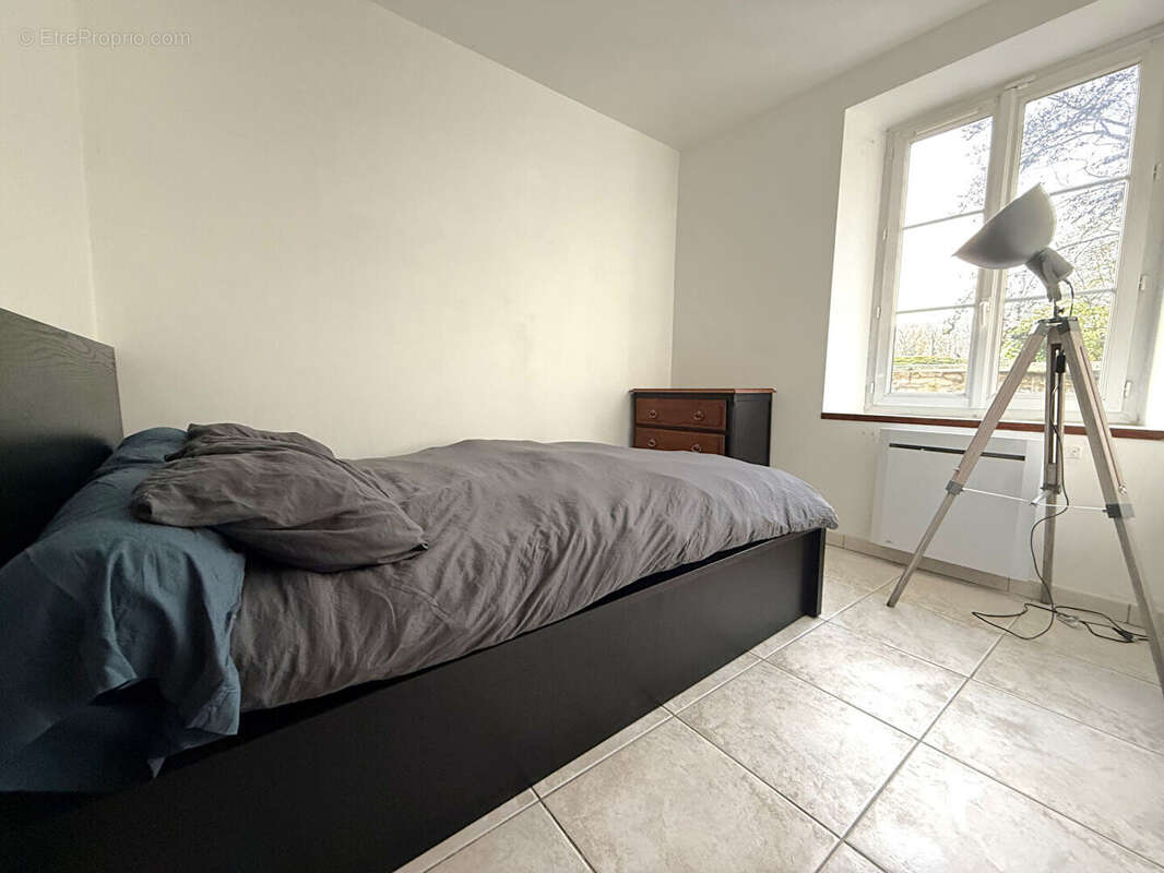 Appartement à FONTAINE-CHAALIS