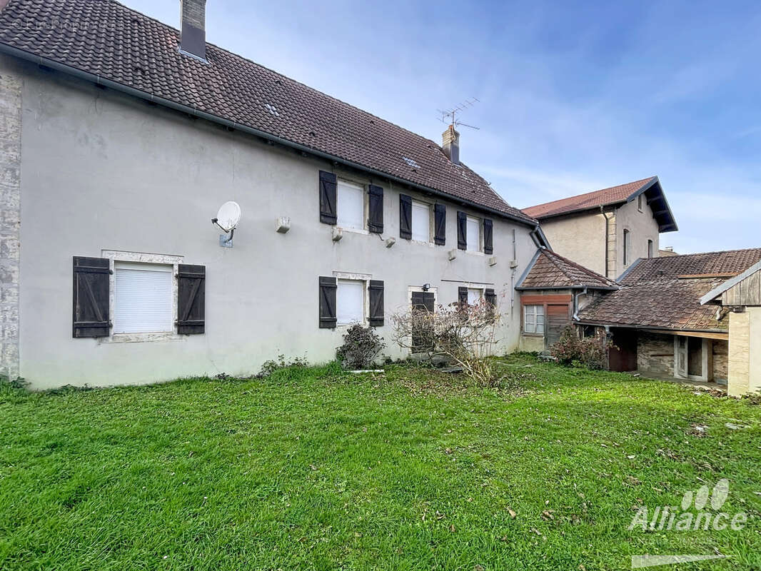 Maison à BEAUCOURT