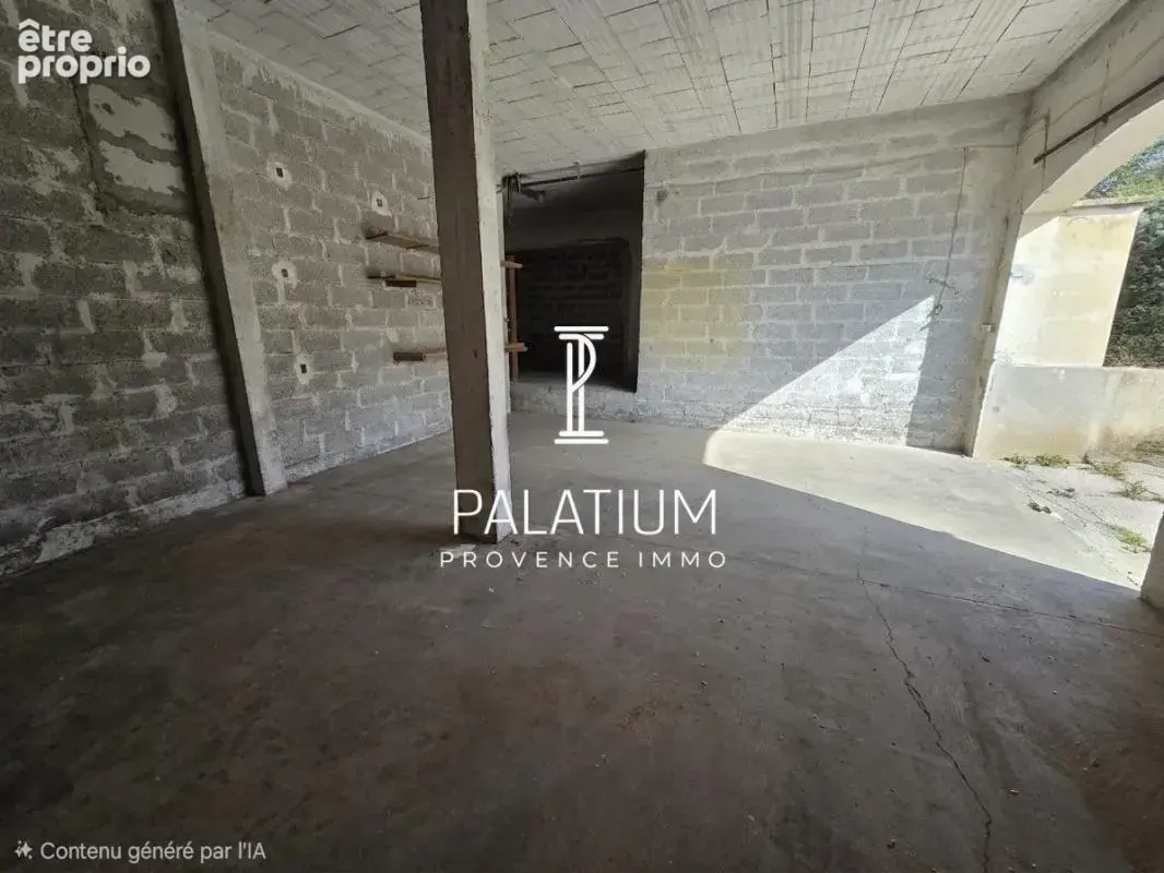 FORCALQUIER – Maison de Ville de 76 m² à Rénover avec Jardin, Dépendance et Garage Sécurisé - photo 41