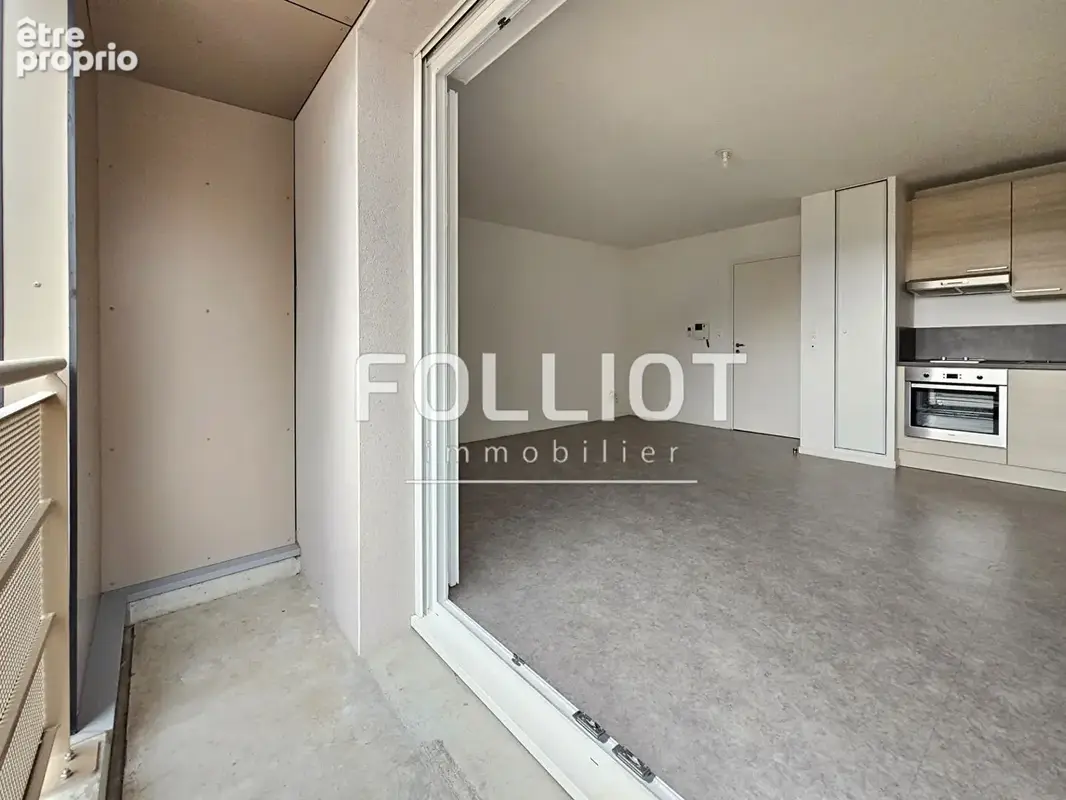 Appartement récent 2 pièces à Caen-balcon-cave-parking-Rue de Falaise - photo 8