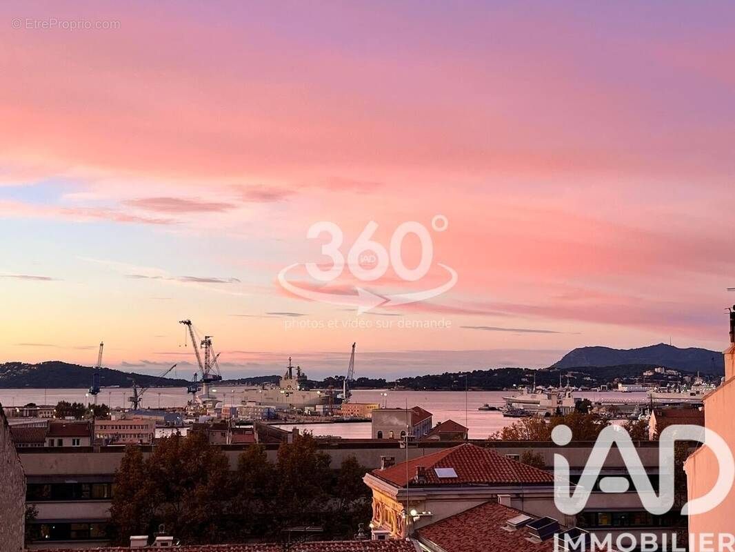 Photo 1 - Appartement à TOULON