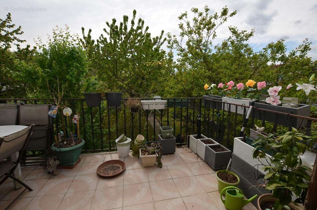 Maison à VIRY-CHATILLON