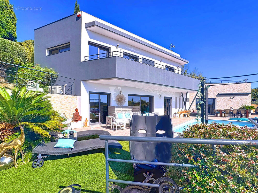 Maison à SAINT-RAPHAEL