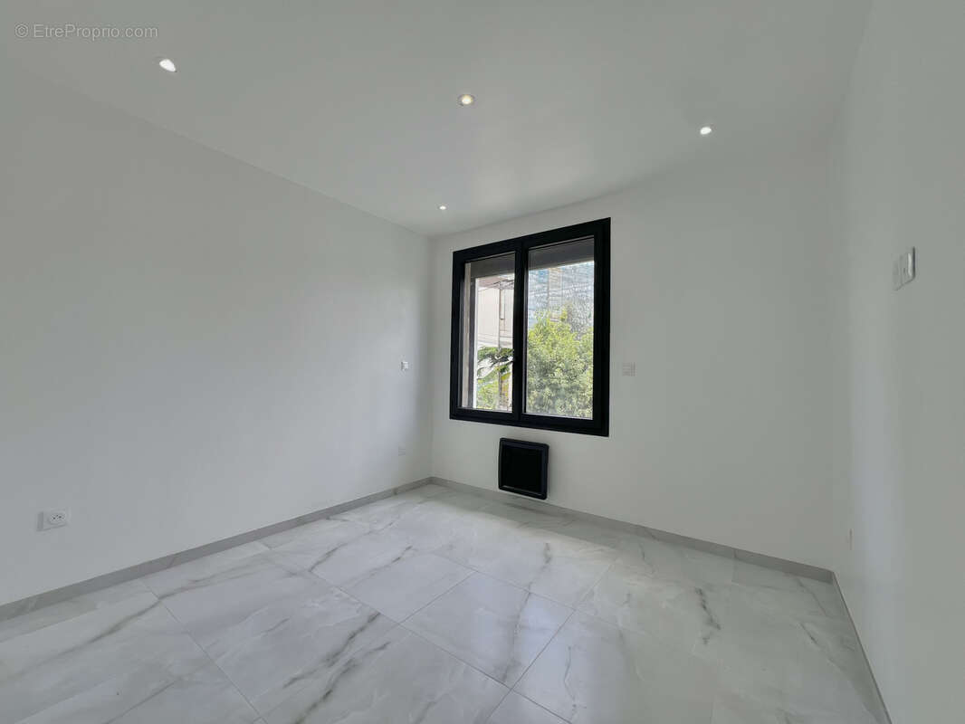 Maison à NIMES