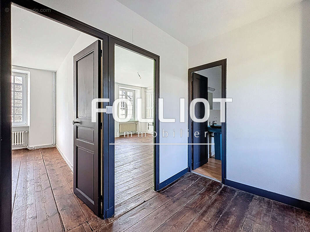 Maison à TESSY-SUR-VIRE