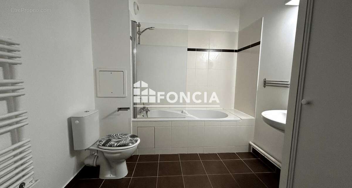 Appartement à MAGNY-LE-HONGRE