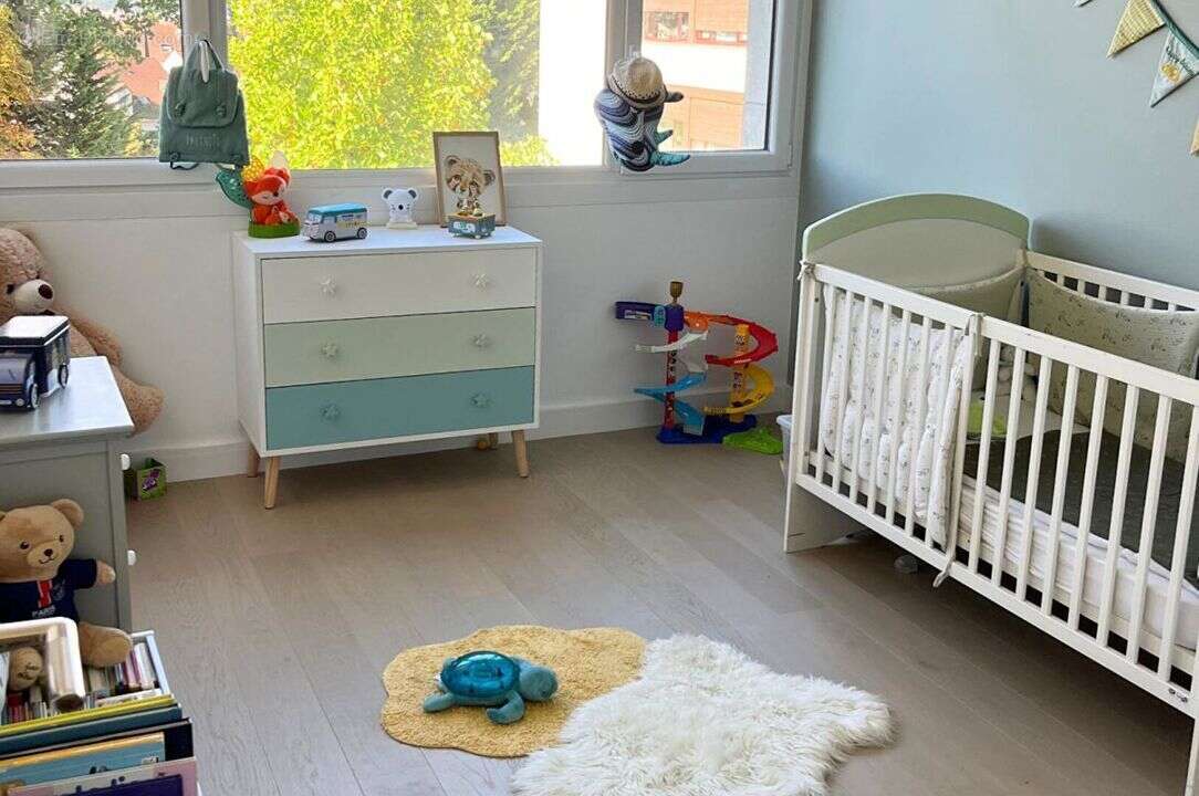 Appartement à NOISY-LE-ROI