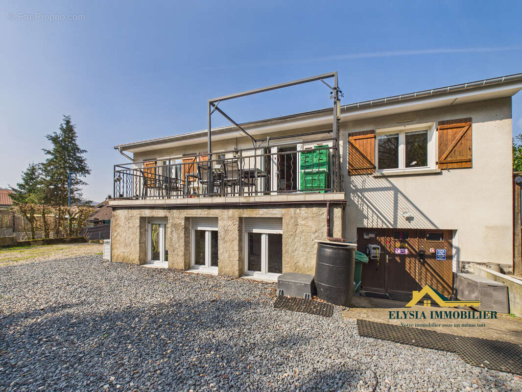 Maison à VILLECEY-SUR-MAD