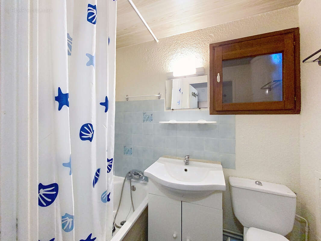 Appartement à MORILLON