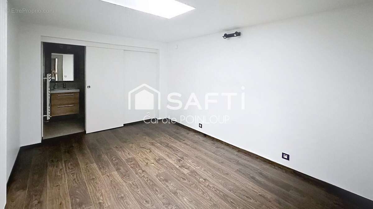 Maison 126 m² à Ozoir-La-Ferriere  - photo 6