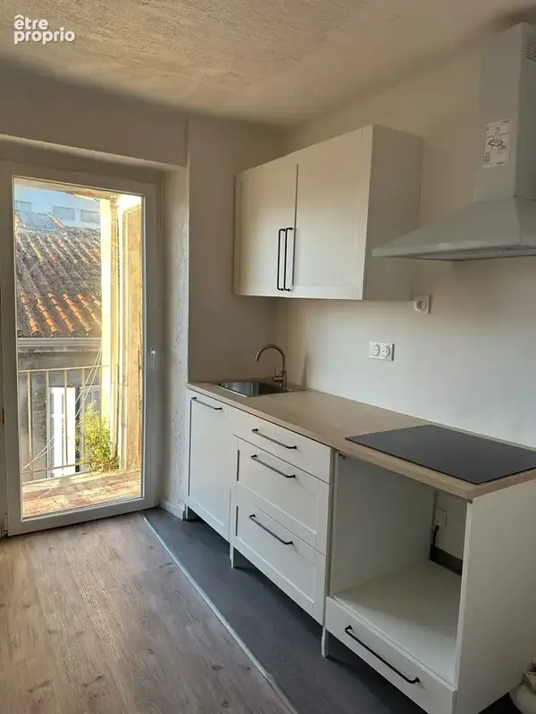 13015 - T2 de 42m2 vendu avec locataire en place - photo 3